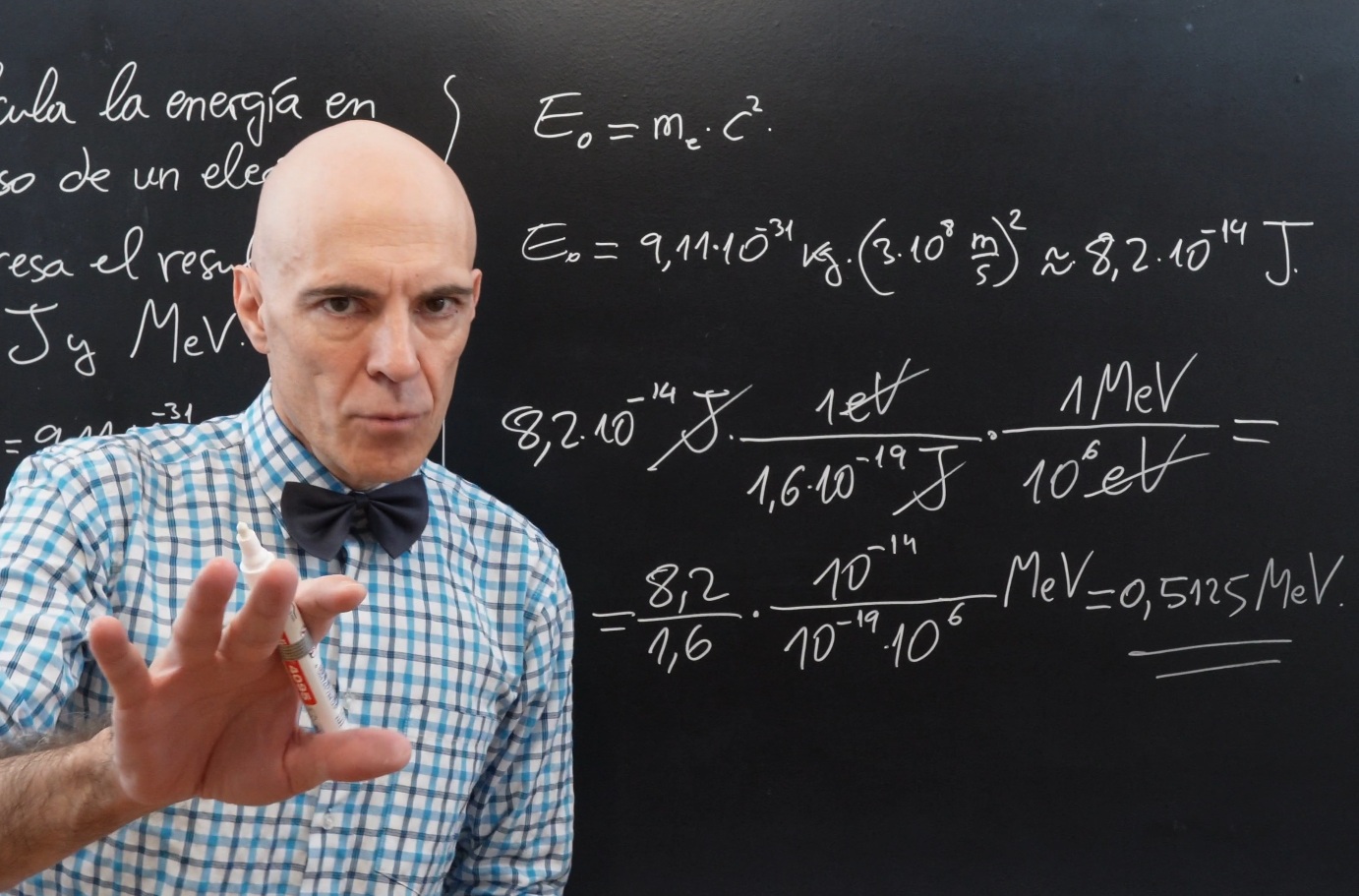 50 problemas de Física Moderna resueltos por Matemáticas con Juan